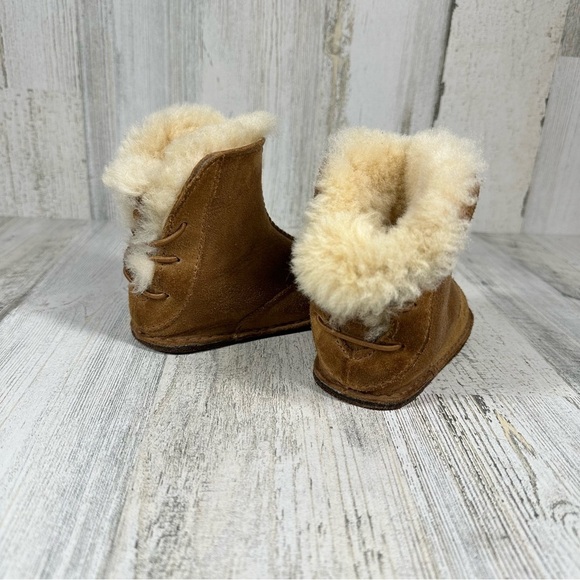 UGG Boo Bootie Baby Boots Chestnut Brown Shearling Cuff Lace #134 - Picture 8 of 11